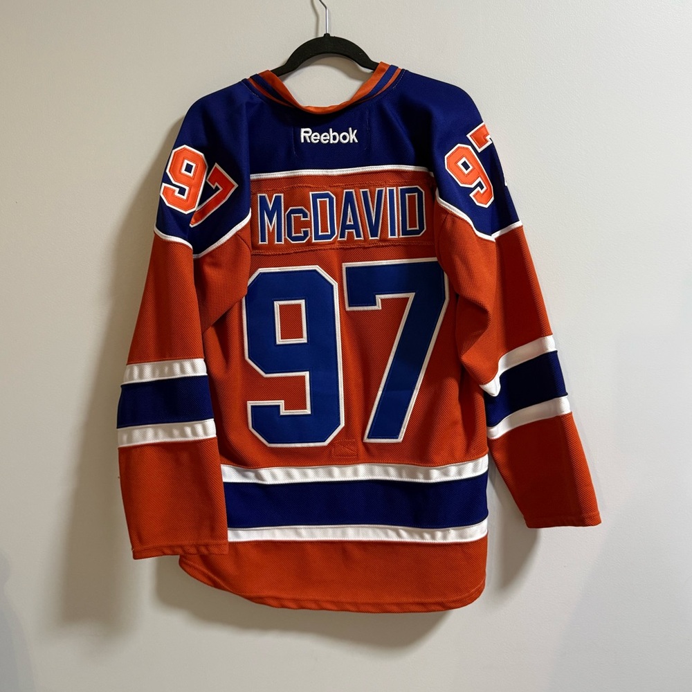 Reebok McDavid Oilers Jersey - Picture 4 of 5